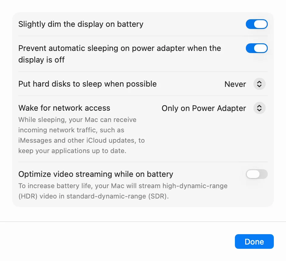 The Options window. At the top is the Slightly dim the display on battery switch, which is on. At the bottom is the Optimize video streaming while on battery switch, which is off